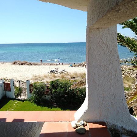 In Front Of The Beach - La Terrazza Sul Mare Flumini di Quartu Eksteriør billede
